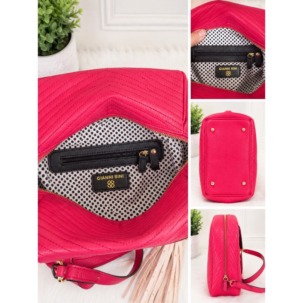 NWOT Gianni Bini Hot Pink Quilted Crossbody Handbag Tassel Gold Chain Purse - Picture 2 of 2